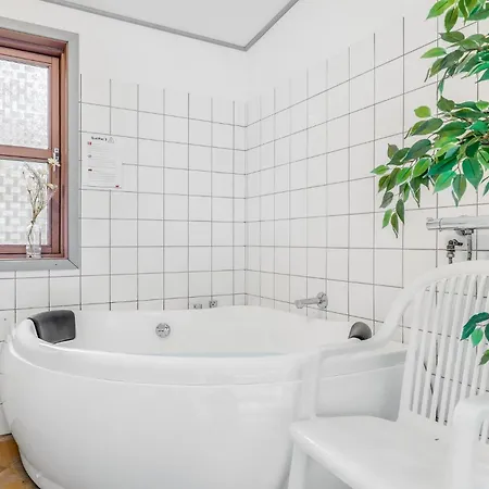 Cozy In With Sauna